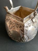 Theepot - Verzilverd, Antiek en Kunst
