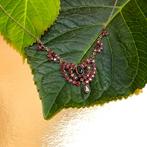 Gouden collier met granaat | 45 cm (vintage, ketting), Gebruikt, Overige kleuren, Ophalen of Verzenden, Met edelsteen
