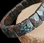 Astrophylliet uit Noorwegen. Facetarmband van mooie, Nieuw