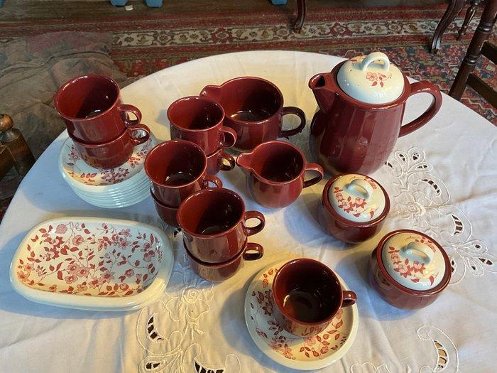 enoch Wedgwood - Koffieservies (28) - Noisette - Aardewerk, Antiek en Kunst, Antiek | Meubels | Tafels