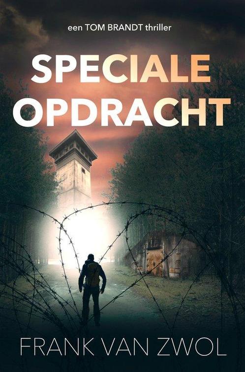 9789083297972 Tom Brandt - Speciale opdracht | Tweedehands, Boeken, Romans, Zo goed als nieuw, Verzenden