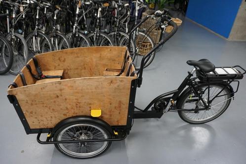 Refurbished Bakfiets Elektrisch, Fietsen en Brommers, Fietsen | Bakfietsen, 4 kinderen of meer, Elektrisch, Huif, Zo goed als nieuw