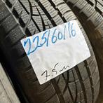 2 x Hankook Winter i*cept RS2 225-60-16 Winterbanden 7,5mm, Gebruikt, 16 inch, Band(en), Personenwagen