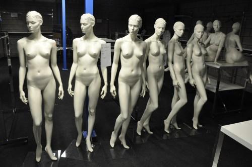 *TIP*  gebruikte gestyleerde Damesfiguren van exclusief, Zakelijke goederen, Kantoor en Winkelinrichting | Winkel en Inventaris