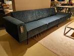 Sofia 2.5-zitsbank **SHOWROOMMODEL**, Huis en Inrichting, Banken | Bankstellen, Nieuw, Stof
