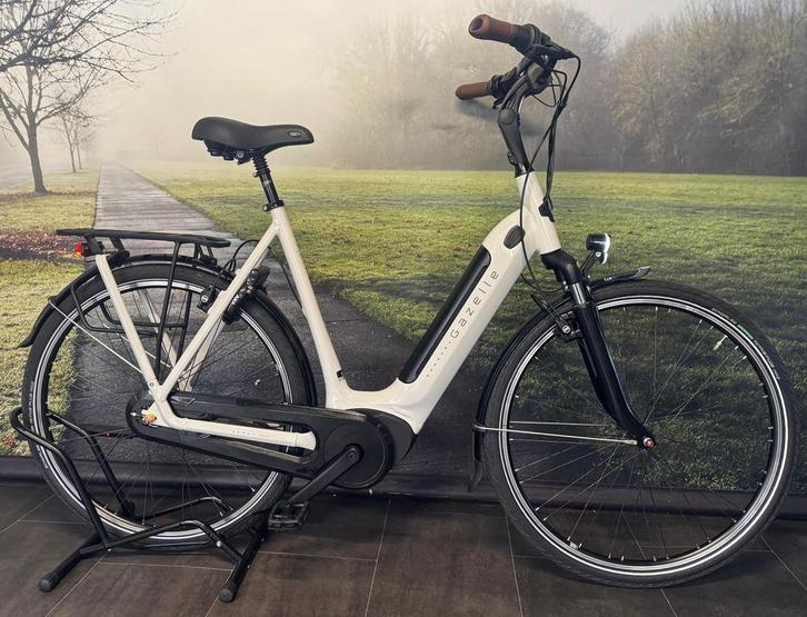 Elektrische Gazelle Grenoble C7 | E-bike | 61cm framemaat, Fietsen en Brommers, Elektrische fietsen, 50 km per accu of meer, Zo goed als nieuw