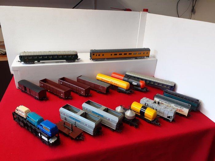 Jouef, Lima H0 - Model treinwagon (14) - 3 personenwagons en, Hobby en Vrije tijd, Modeltreinen | H0