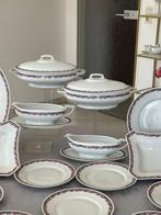Hutschenreuther - Rosenmuster - Eetservies voor 12 (40) -