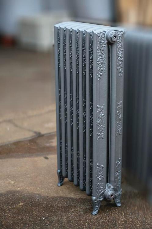 Echte oude gerestaureerde gietijzeren radiatoren, Doe-het-zelf en Verbouw, Verwarming en Radiatoren, 800 watt of meer, Gebruikt
