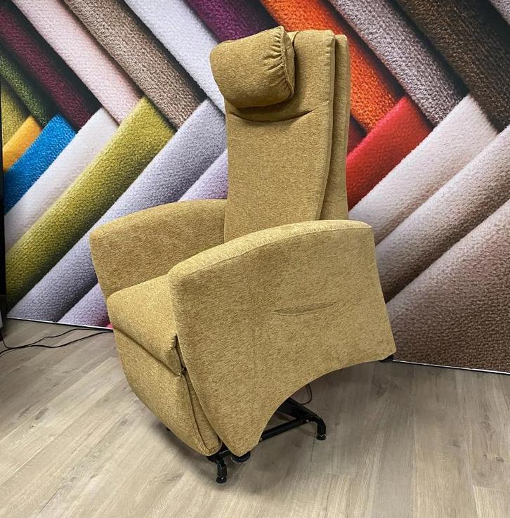 Fitform 296 - 3 motorig - sta op functie, Huis en Inrichting, Stoelen, Eén, Overige kleuren, Nieuw, Stof, Ophalen