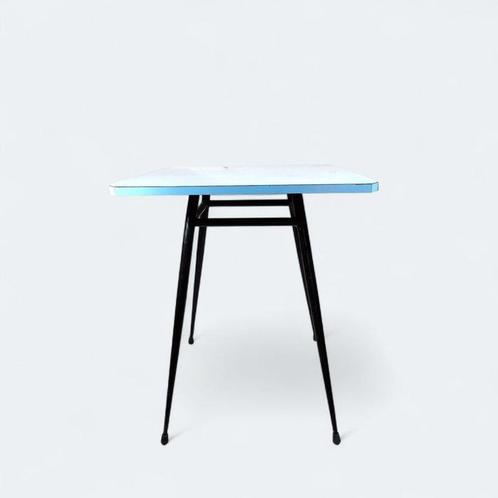 Eettafel - Hout, IJzer, Formica, Antiek en Kunst, Kunst | Designobjecten