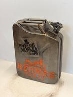 Rob VanMore - Oil Crisis We’re all Mad with Hermes - 47cm, Antiek en Kunst, Kunst | Designobjecten