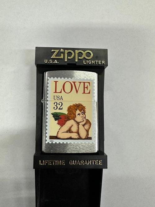 Zippo - Aansteker - IJzer (gegoten/gesmeed), Verzamelen, Rookartikelen, Aanstekers en Luciferdoosjes