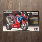 Tamiya - Speelgoedauto 1/12 SCALE Honda CBR1000RR-R, Hobby en Vrije tijd, Modelauto's | 1:5 tot 1:12, Nieuw