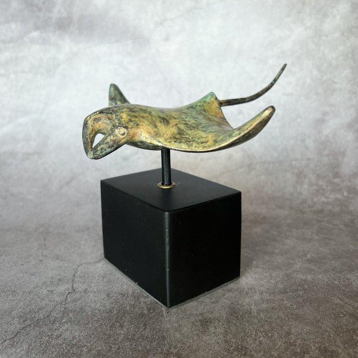 sculptuur, NO RESERVE PRICE - Patinated Bronze Manta Ray, Antiek en Kunst, Kunst | Designobjecten