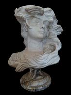 Beeld, Donna con i capelli al vento - 42 cm - Marmer, Antiek en Kunst, Antiek | Keramiek en Aardewerk
