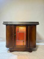 Kast - Hout - Kastje met Gesneden en Gebogen Figuren, Antiek en Kunst, Kunst | Designobjecten