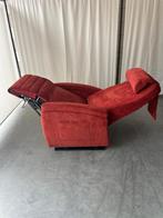 Fitform sta-op stoel in rode stof, Huis en Inrichting, Fauteuils, Minder dan 75 cm, Ophalen of Verzenden, Zo goed als nieuw, 50 tot 75 cm