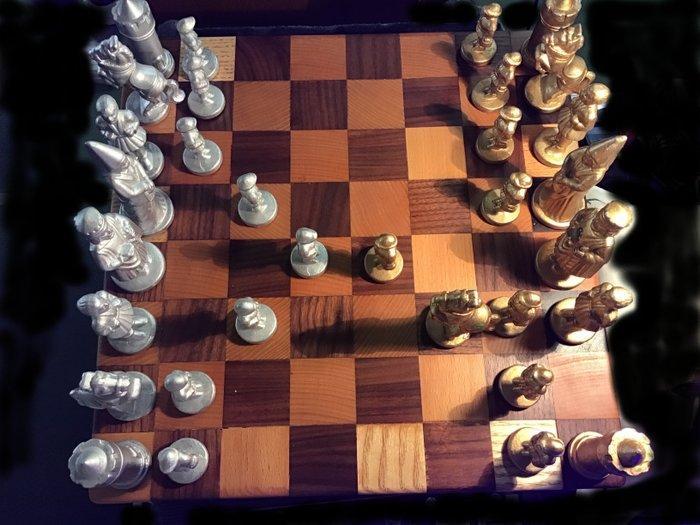 Schaakspel - Metaal, Antiek en Kunst, Curiosa en Brocante