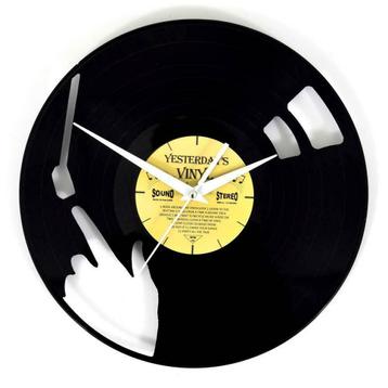 Vinyl klok | Unieke lp klokken van originele langspeelplaten beschikbaar voor biedingen