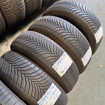 4 x Michelin 215-65-17 4 Seizoenbanden 5,5mm beschikbaar voor biedingen