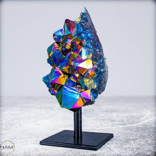 Zeer zeldzame regenboogaura-amethist - kwarts aan stand-, Verzamelen, Mineralen en Fossielen