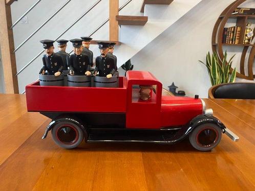 Tintin - Statuette Aroutcheff - Le camion des policiers -, Boeken, Strips | Comics