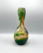 Daum Nancy - Vaas - Colokinten en bloemen - Kristal -, Antiek en Kunst