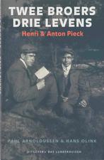 Twee broers, drie levens 9789059371002 P. Arnoldussen, Verzenden, Zo goed als nieuw, P. Arnoldussen