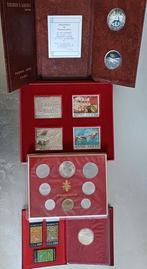 Vaticaan, Italië. Lotto monete, francobolli e lingottini