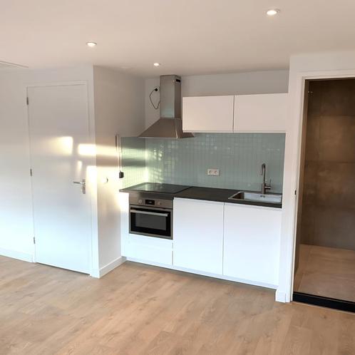 Studentenkamer met Balkon, Huizen en Kamers, Kamers te huur, Minder dan 20 m², Rotterdam
