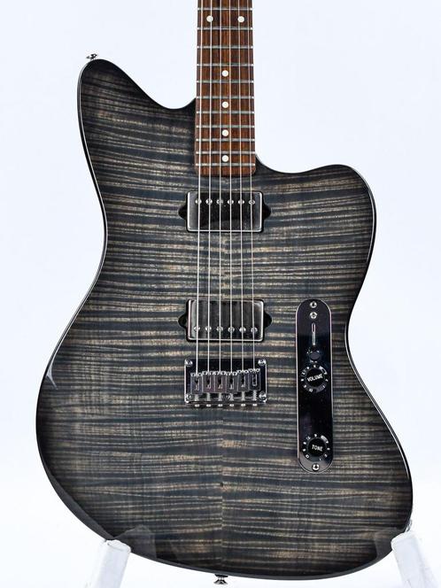 Haar Trad JM Black Burst Used (Elektrische Gitaren), Muziek en Instrumenten, Snaarinstrumenten | Gitaren | Elektrisch, Solid body