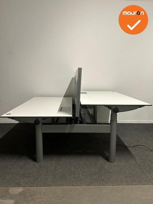 Ahrend 500 - duo electrisch verstelbaar bureau - Zit/Sta - 1, Zakelijke goederen, Kantoor en Winkelinrichting | Kantoormeubilair en Inrichting