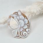 Conchiglia Cassis Madagascarensis - Cameo - Handgesneden, Antiek en Kunst