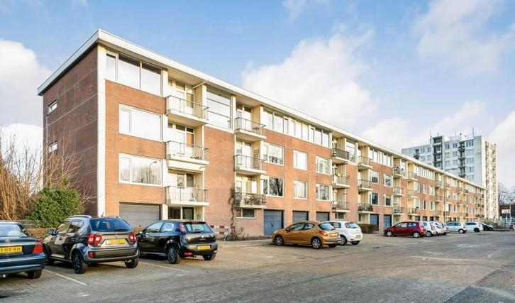 Te Huur 3 Kamer Appartement Pisanostraat In Eindhoven, Huizen en Kamers, Huizen te huur, Direct bij eigenaar, Noord-Brabant, Appartement
