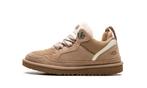 UGG Lowmel Sand (Kids), Kleding | Dames, Schoenen, UGG, Ophalen of Verzenden, Nieuw