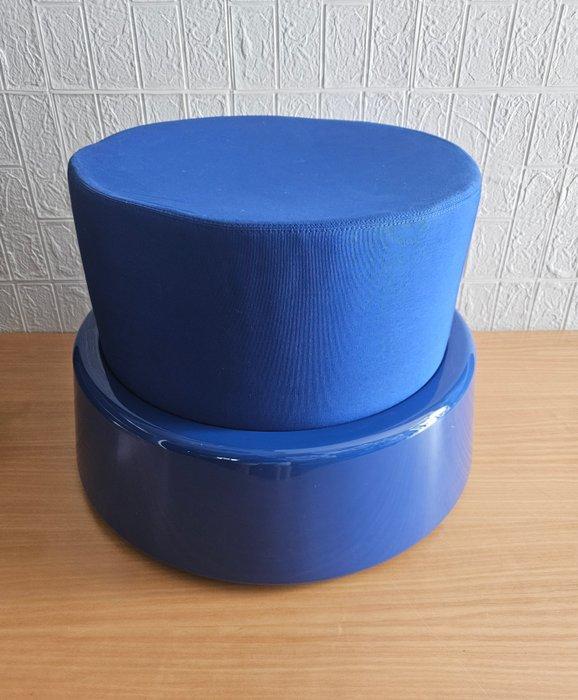 Driade - Pow3r - Poef - ARCAD3 - Poliurethaan, polyethyleen,, Antiek en Kunst, Antiek | Meubels | Stoelen en Banken