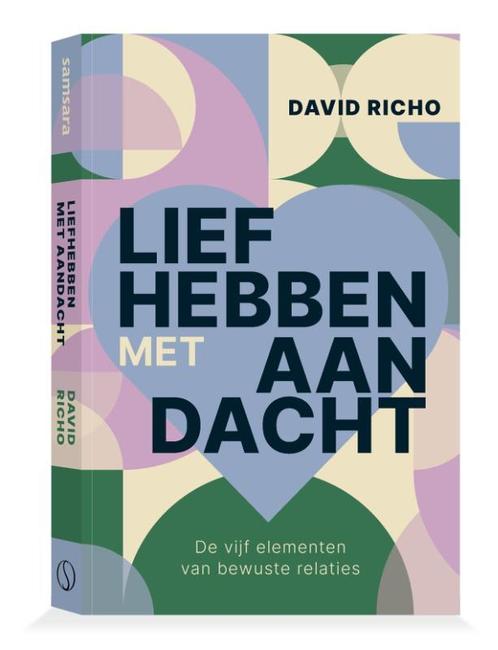 Liefhebben met aandacht 9789493301184, Boeken, Wetenschap, Zo goed als nieuw, Verzenden