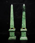 sculptuur, coppia obelischi verde aquamarina - 77 cm -