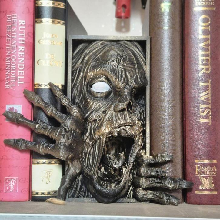 Unique zombie Book Nook - 3D Printed bookshelf walking dead, Verzamelen, Beelden en Beeldjes, Nieuw, Verzenden