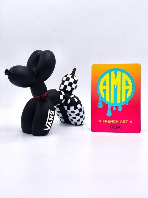 AMA (1985) - Off the Wall - Vans, Antiek en Kunst, Kunst | Designobjecten