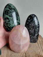 Edelsteen sculpturen - Rozenkwarts, Kambaba Jaspis & Gabbro
