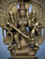 sculptuur, Mahisuramardin a otto braccia con prabhvali,, Antiek en Kunst