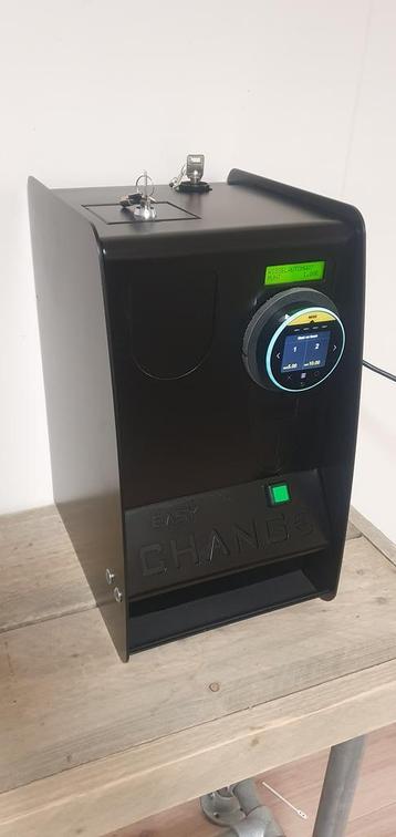 wisselautomaat contactloos betalen of biljet naar munt beschikbaar voor biedingen
