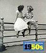 DECADES 1950 9783829005227 Nicholas Yapp, Boeken, Verzenden, Zo goed als nieuw, Nicholas Yapp