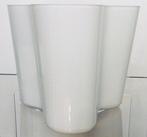 Iittala - Alvar Aalto - Vaas - Opaline glas - Savoye