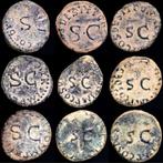 Romeinse Rijk. Lot comprising 12 bronze quadrans. Quadrans
