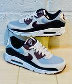 Nike - AM90 Grey Phantom Burgundy P40 - Sneakers - Maat: EU, Nieuw