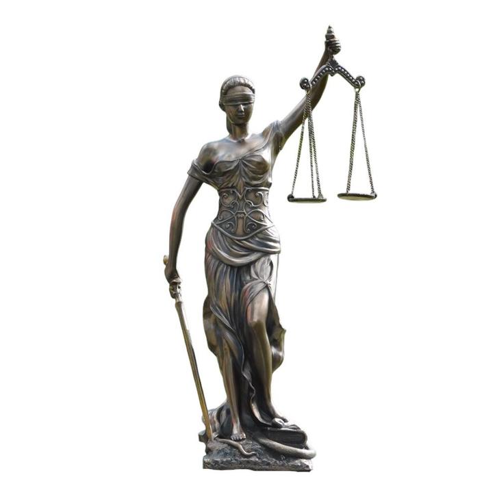 Beeld Vrouwe Justitia - 46 cm - polystone in bronskleur, Verzamelen, Beelden en Beeldjes, Ophalen of Verzenden
