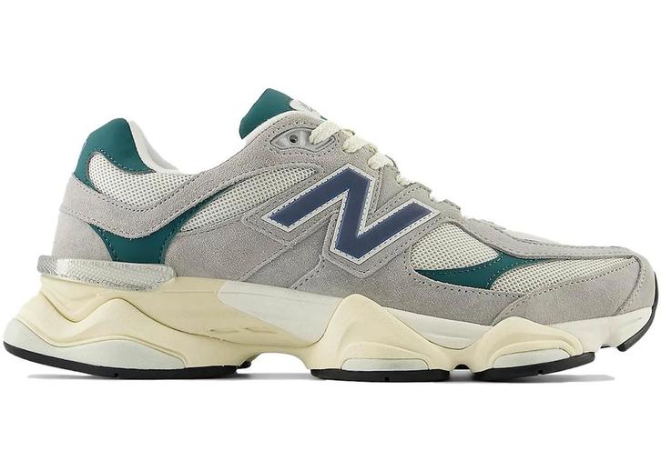 New Balance 9060 Concrete Vintage Indigo - Maat 44.5 EU, Kleding | Heren, Schoenen, Ophalen of Verzenden